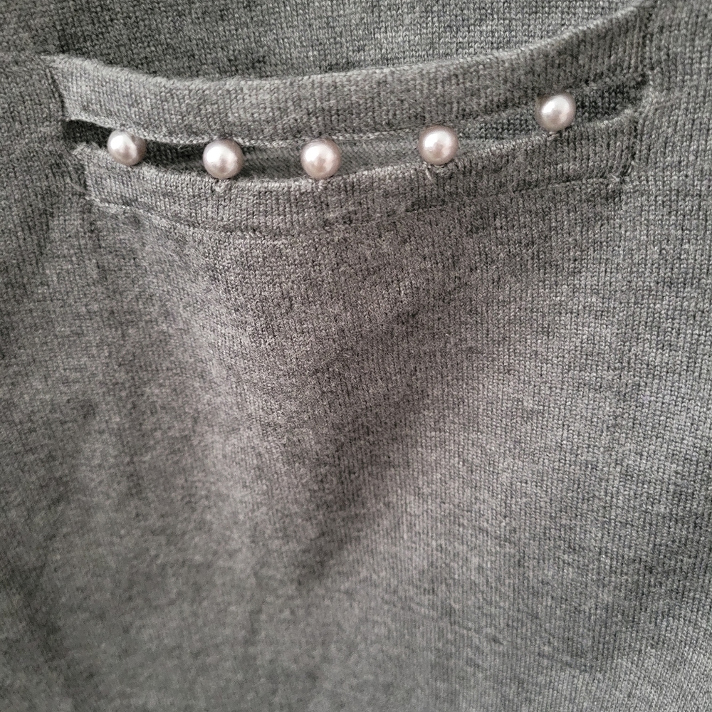 Avenue || 18/20 Gray Open Front Pearl Pockets Cardigan Sweater - Picture 6 of 9
